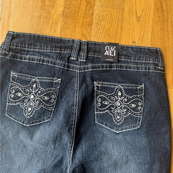Jeans New roz&Ali Dark Blue Denim Jeans suze 14W - Picture 2 of 10